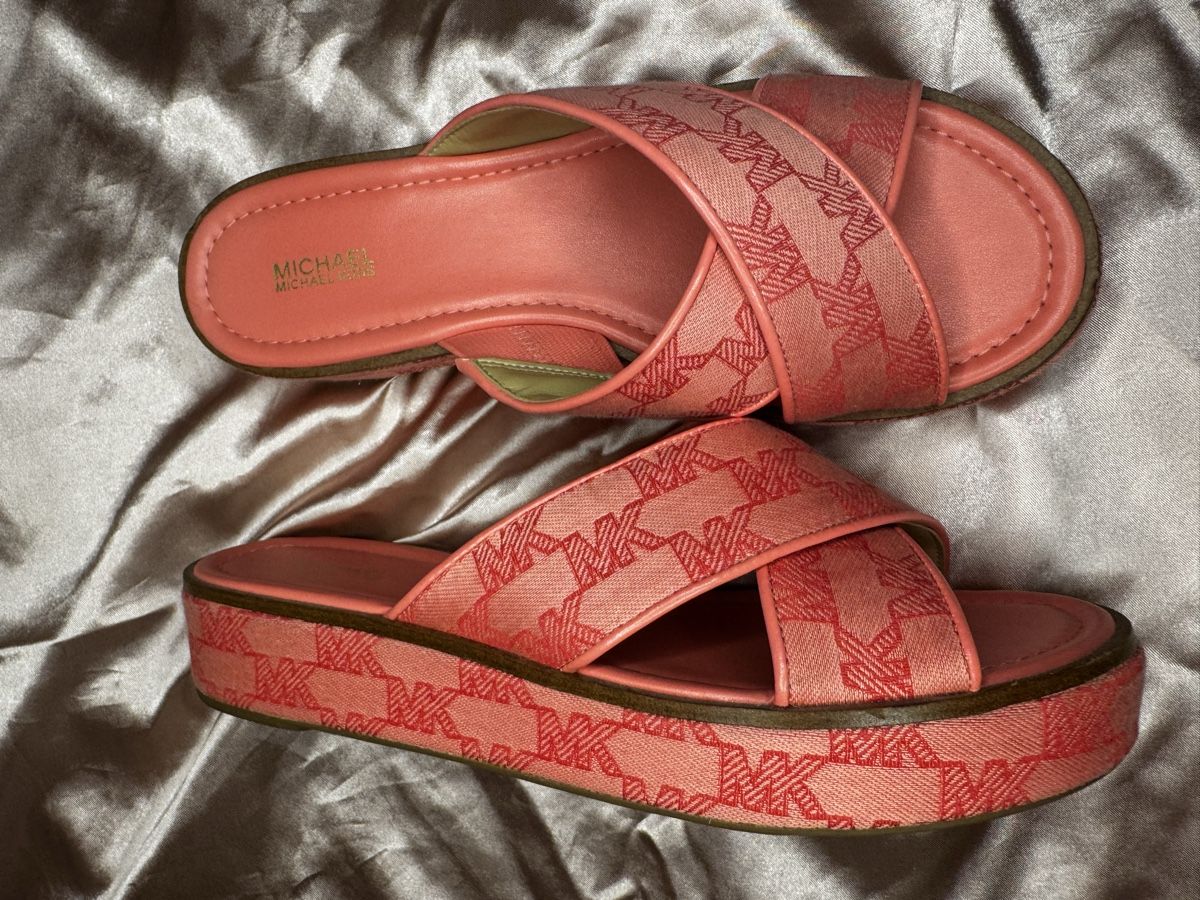 Michael Kors Chaussures femmes: Michael Kors Sandaletten – Neuf (Voir description) à Winterthur par Deskom