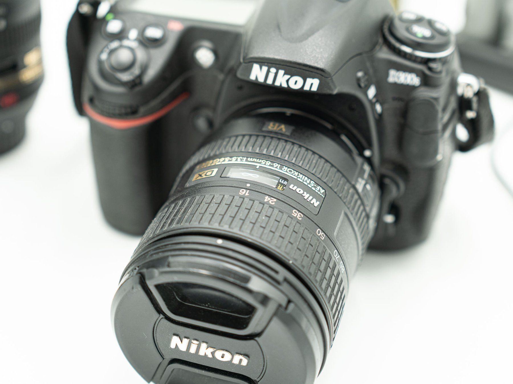Nikon Fotocamera: Nikon D300s Set - 3 Objektive, Ladegerät - Ref. 05/38 – Usato da Au ZH venduto da BrockiAu 4
