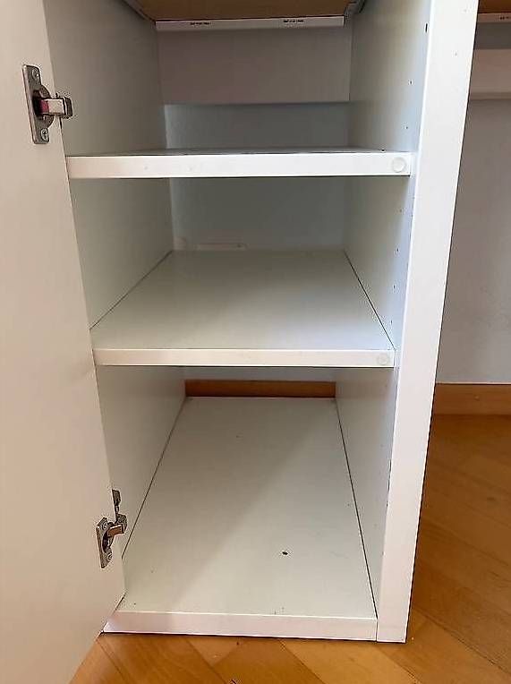 Scrivanie: Micke IKEA Kompaktschreibtisch rechts – Usato da Zürich venduto da sar_b9rs 2