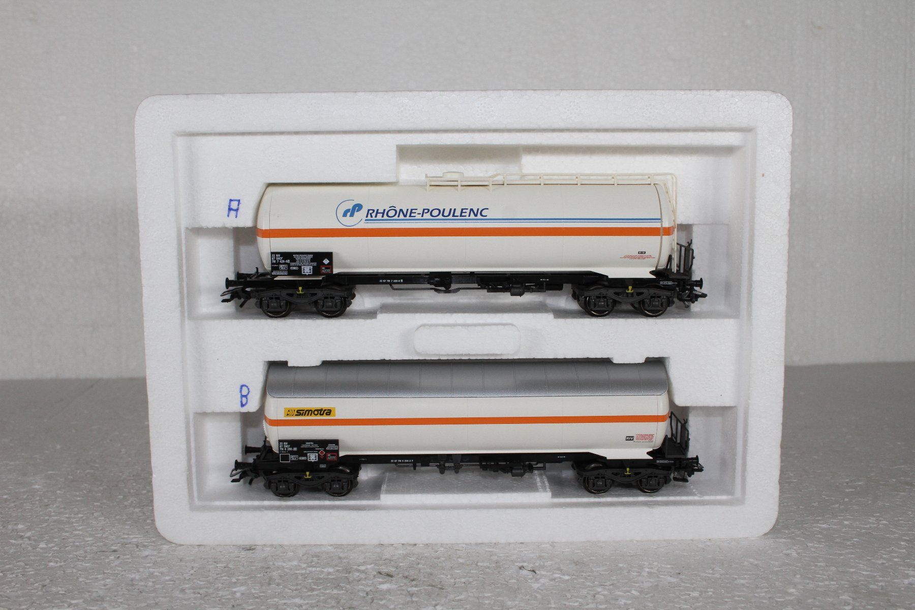 Märklin Modellini di ferrovie: Märklin 47885 SNCF Gaskesselwagen-Set – Usato da Triesen venduto da cor_62ts 9