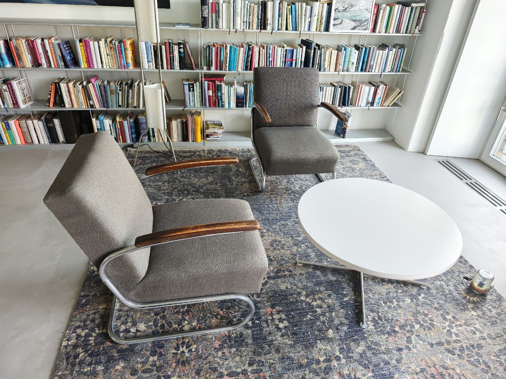 Thonet Sessel: 1 von 2 Thonet S411 Freischwinger – Gebraucht aus Windisch von this-and-that