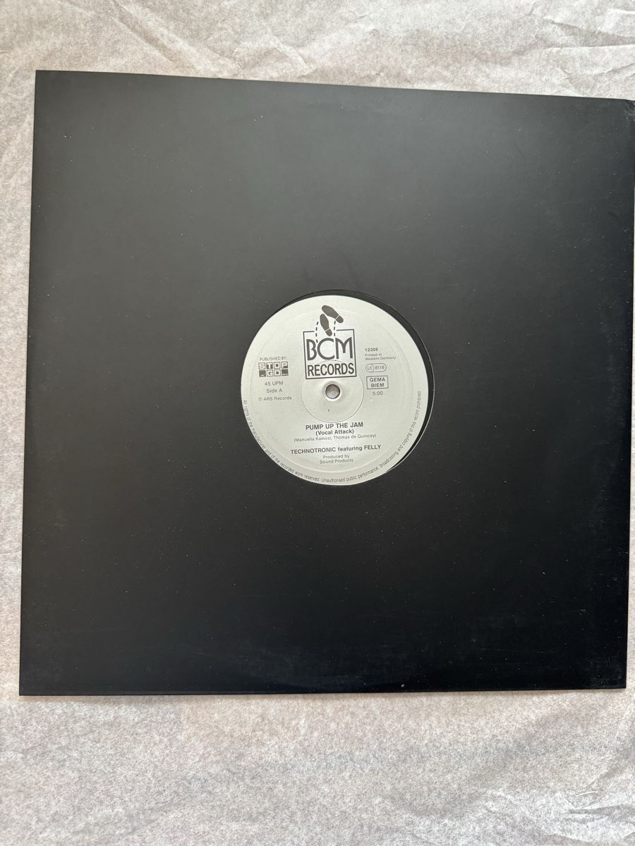 Vinyles: Technotronic - Pump Up The Jam - 12" Maxi - 80s – D'occasion à Rorbas par BlackstarRecords