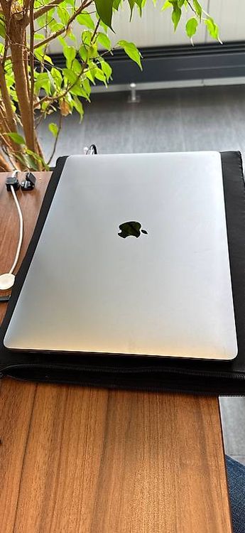 Portables: Mac Book Pro – D'occasion à Rheinfelden par olijoa 1