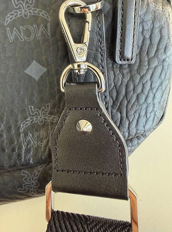 Mcm Borse: MCM Crossbody Bag Neuwertig – Usato da Wetzikon ZH venduto da ays_vlq7 3