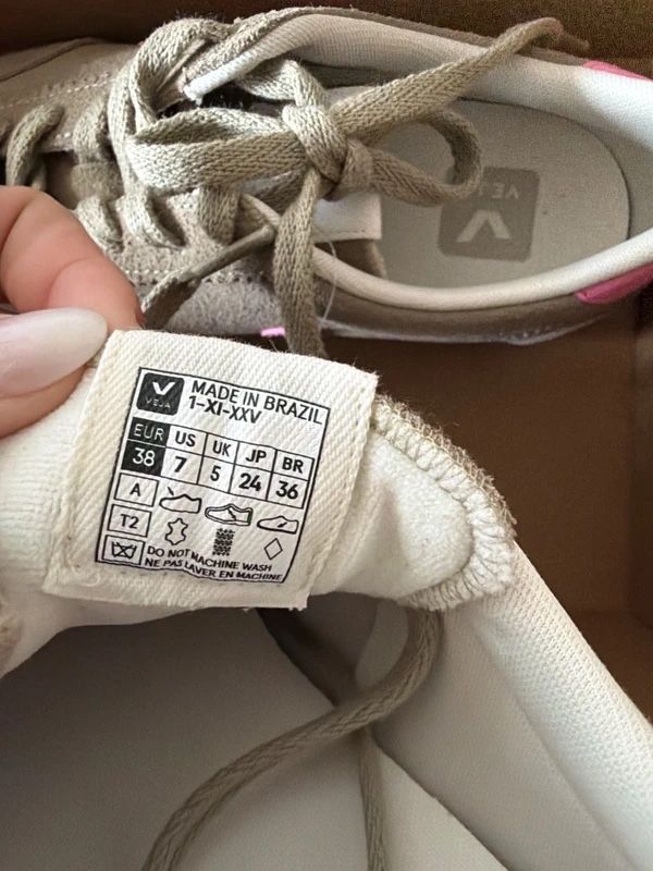 Veja Damenschuhe: Veja Sneaker – Neu und originalverpackt aus Koblenz von MilysBoutique 4