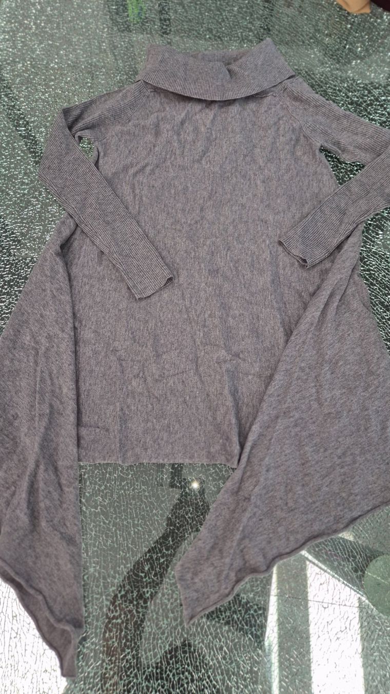 Maglioni & Felpe: Maglione – Usato da Gordevio venduto da RUBY104