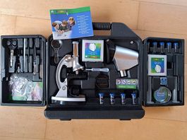 BRESSER JUNIOR Biotar 300x-1.200x Mikroskop-Set im Koffer
