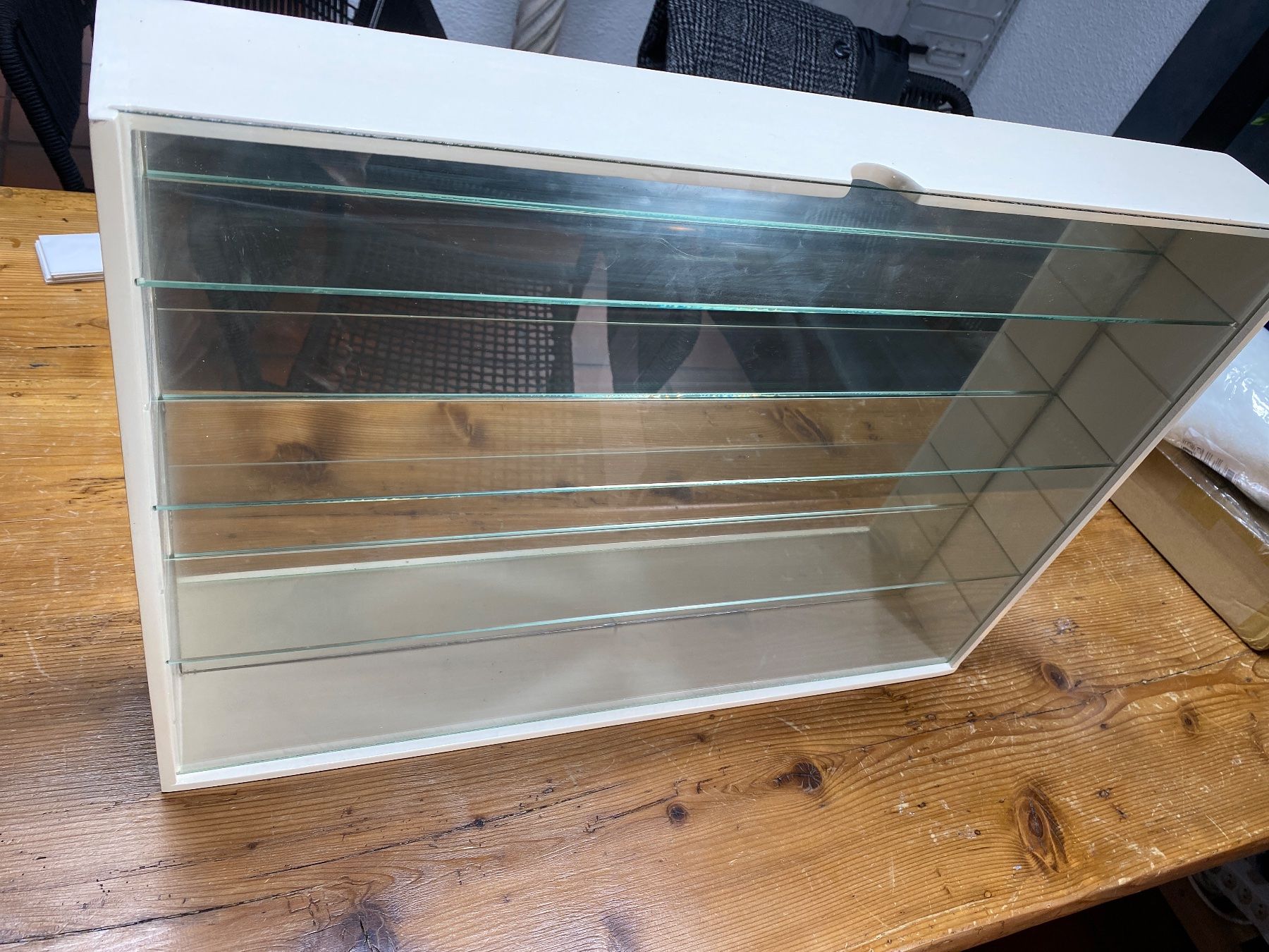 Vitrines: Holzvitrine – D'occasion à Wilchingen par marco0703