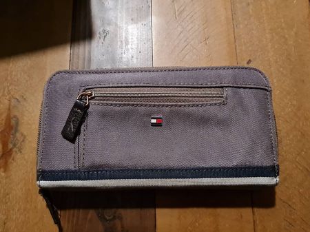 Tommy Hilfiger Damen Portemonnaie Geldbörse gross