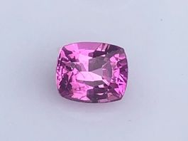 SAPHIR pink (N)= unbehandelt  cushion   0.93cts  Sri Lanka
