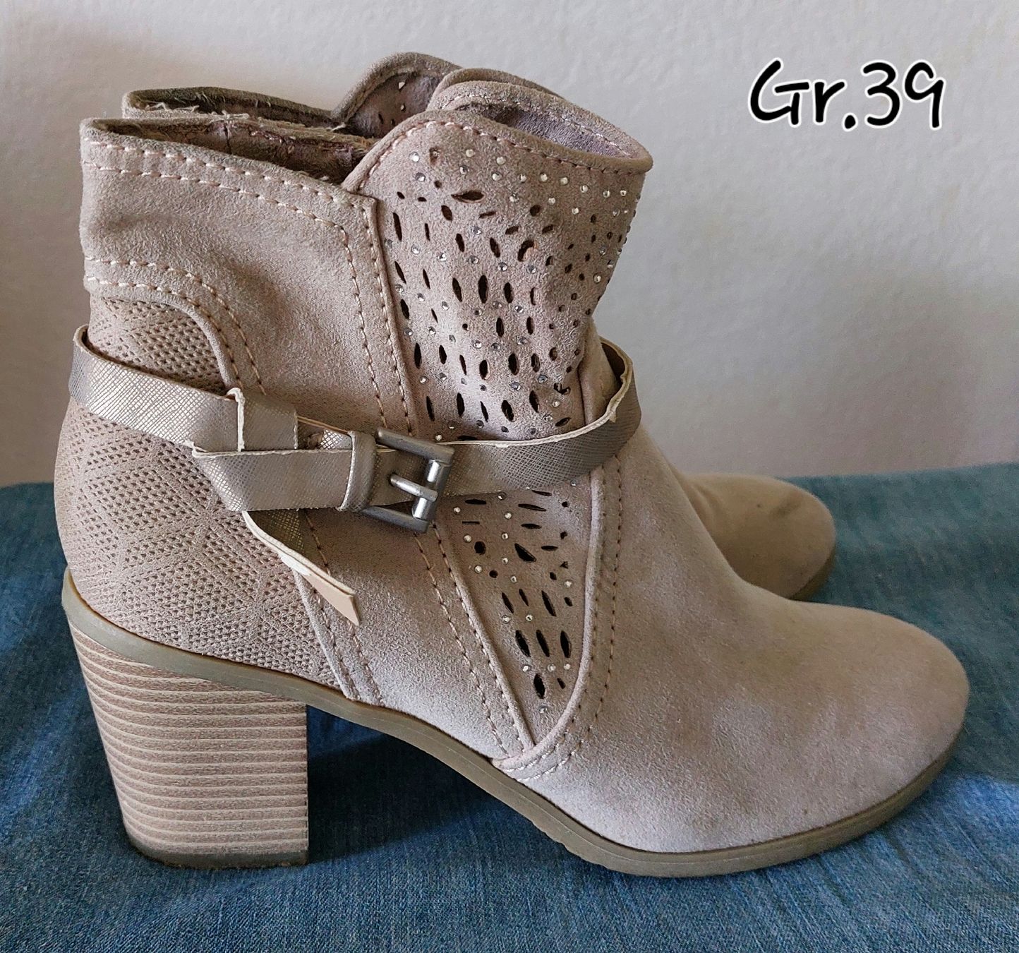 Chaussures femmes: Herbst Stiefellette – Neuf (Voir description) à Unterägeri par SaLeuen
