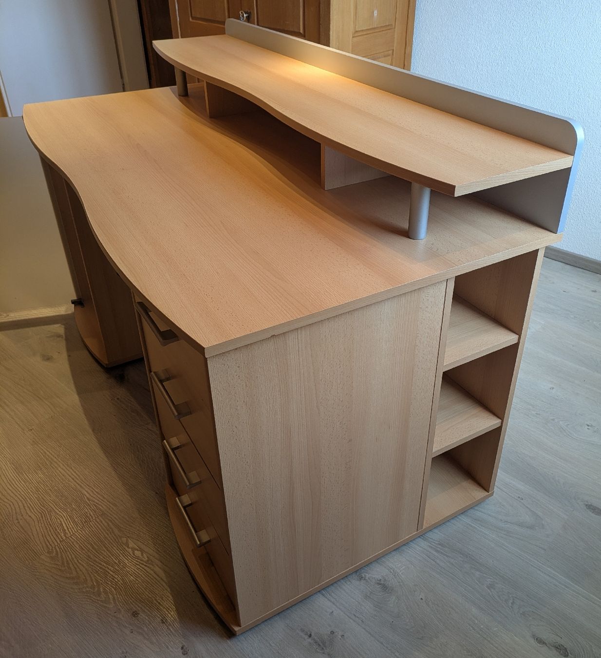 Scrivanie: Schreibtisch/Pult  – Usato da Wald ZH venduto da cha_9z6l 2
