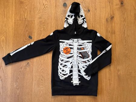 Cooler Hoodie für an Halloween 146