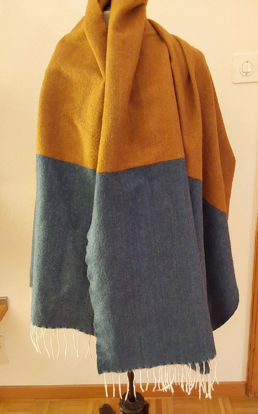 Foulard & Sciarpe: Schal – Usato da Köniz venduto da scopello12 1