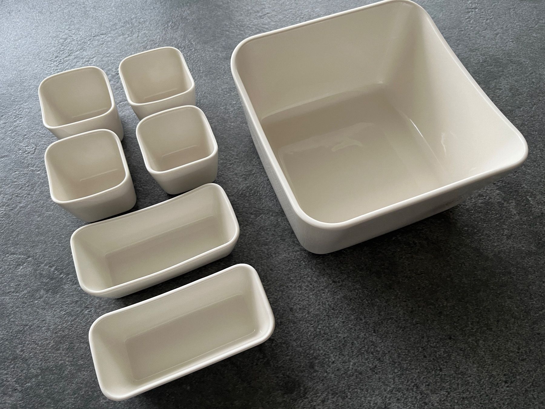 Blomus Set di piatti: BLOMUS Keramik Geschirr Set - 7 Stück – Nuovo (secondo la descrizione) da Kilchberg ZH venduto da Simple.Life 1