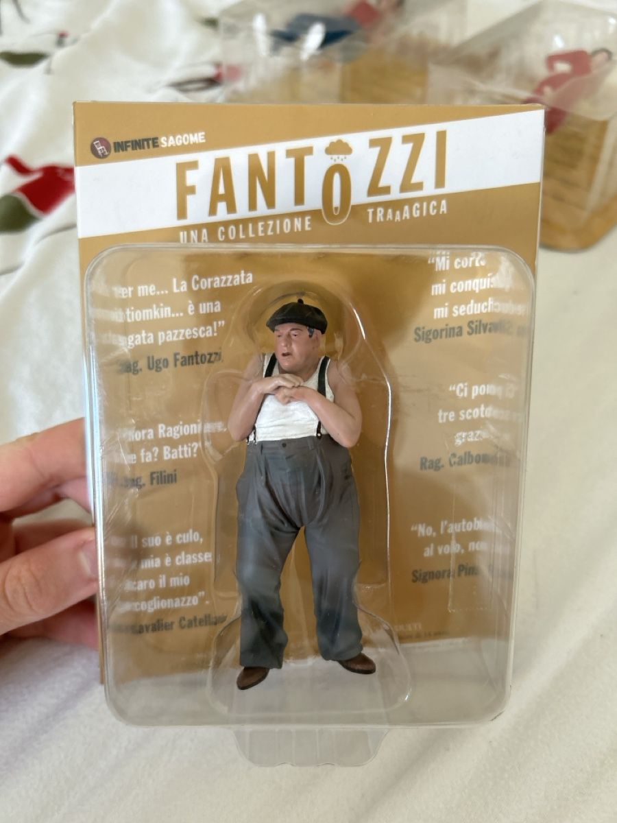 Statuette: Statuetta fantozzi – Nuovo e nell'imballaggio originale da Neuchâtel venduto da sar_nqn7