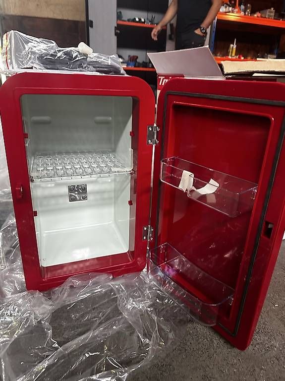 Réfrigérateurs: Kühlschrank  – Neuf avec emballage d'origine à Niederurnen par dia_wj75 2
