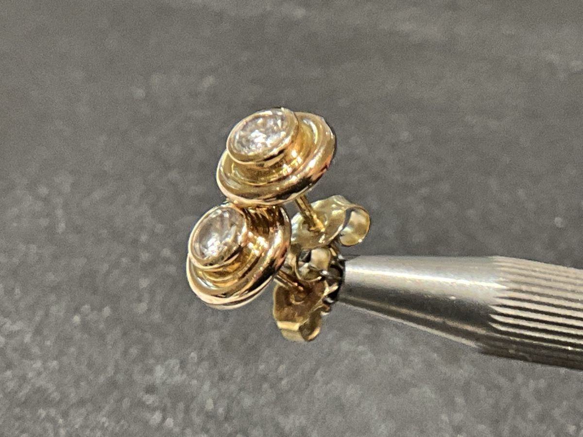 Orecchini pendenti & Orecchini a lobo: Ohrstecker Diamant 18k Gold – Usato da Schaffhausen venduto da glamour-shop 1