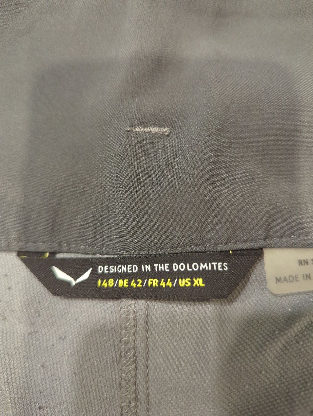 Salewa Pantaloni: Salewa Funktionshose Gr. 42 – Usato da Abtwil SG venduto da toxicterror 2