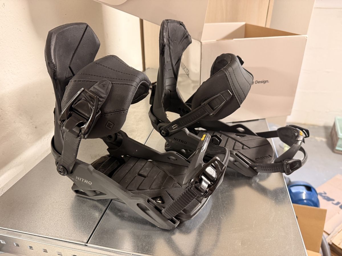 Snowboard Nitro Fixations: Snowboardbindung Nitro Team Medium gebraucht – D'occasion à Thun par S.Nyff