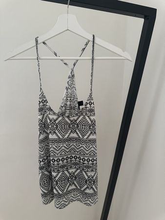 Forever 21 Tanktop, Boho-Ethno-Muster, schwarz/weiss, Gr. S
