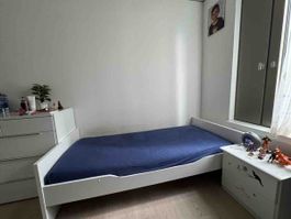 Einzelbett weiss Holzgestell akzeptabler Zustand