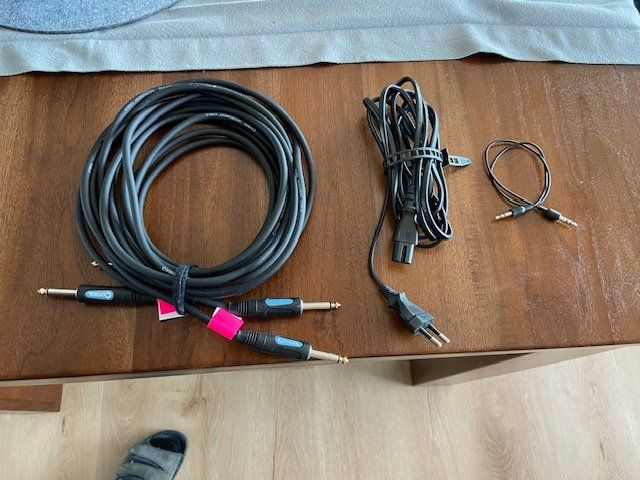Roland Amplificatori: Roland PM-03 Drum-Verstärker – Nuovo (secondo la descrizione) da Wangen SZ venduto da gab_r89s 3