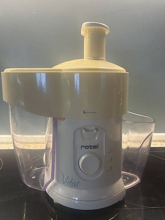 Küchengeräte: Extracteur de jus Rotel – Gebraucht aus Lausanne von Moira.Moira