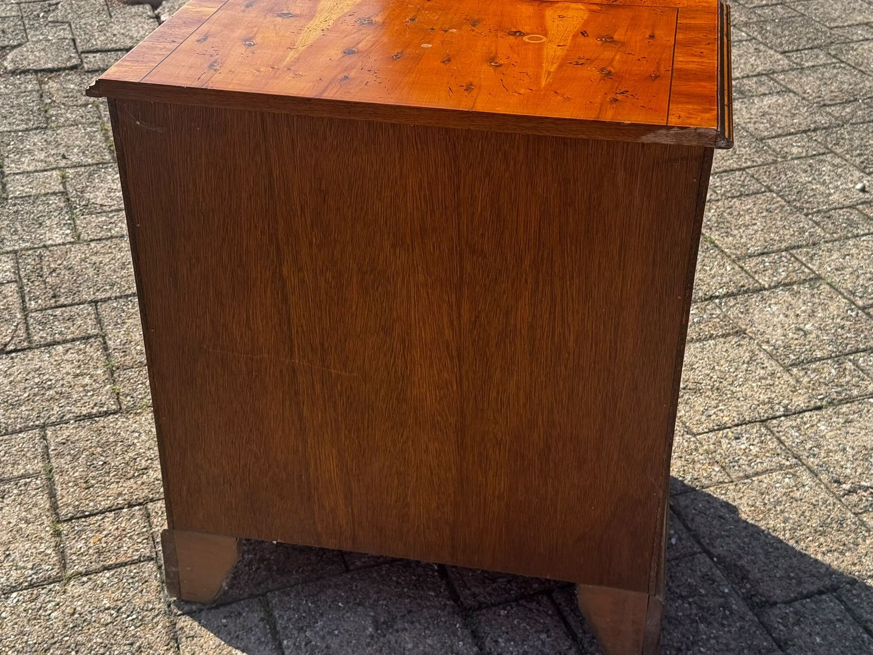 Kommoden: Kleine Kommode – Gebraucht aus Egg b. Zürich von Brocki_Insel_Egg 3