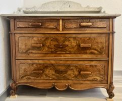 Antike Kommode mit Marmoraufsatz Holz guter Zustand