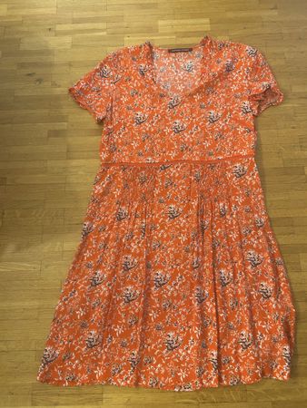 Comptoir des cotonniers, robe viscose, motif fleuri,  TM