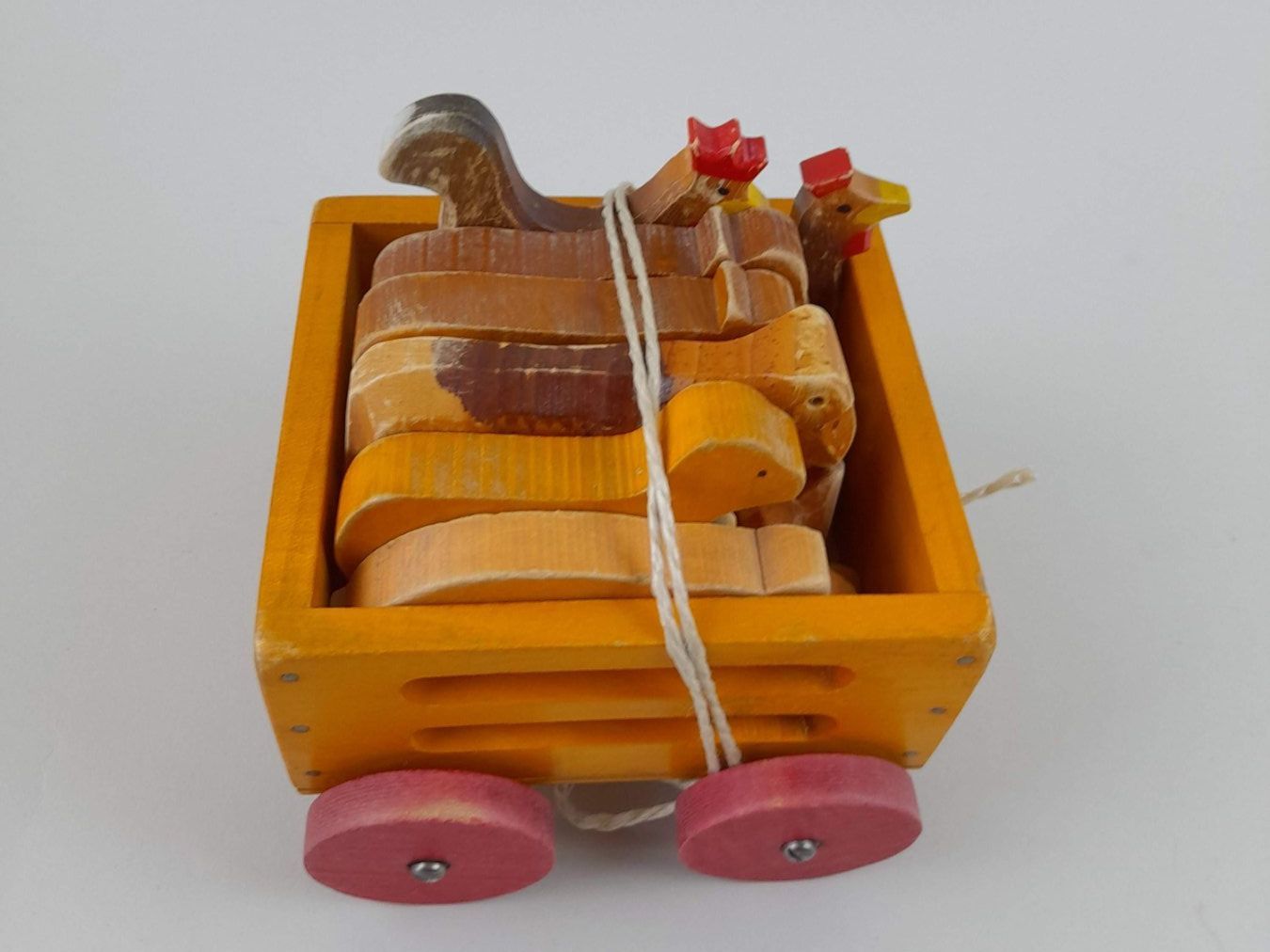 Jouets: Holzwagen mit Tieren – D'occasion à Liebefeld par Restwert_Liebefeld 2