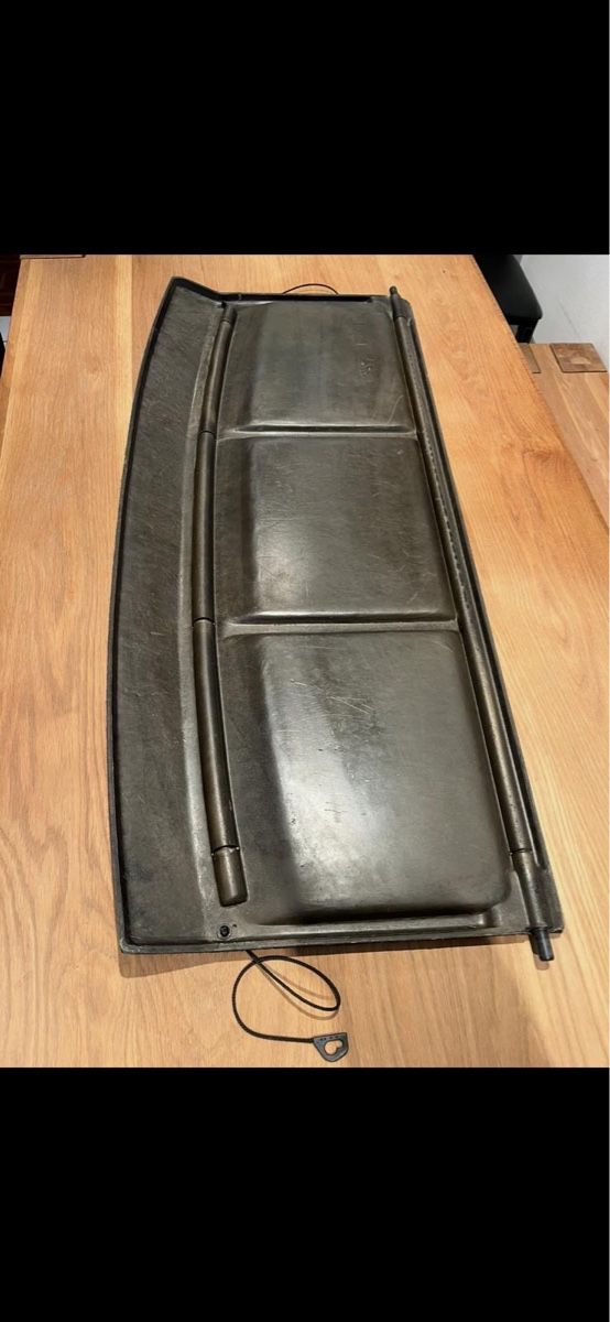 Citroën Tutti pezzi di ricambio auto: Citroen Saxo jg 2000, Hutablage – Usato da Mörschwil venduto da ers_k5cc 2