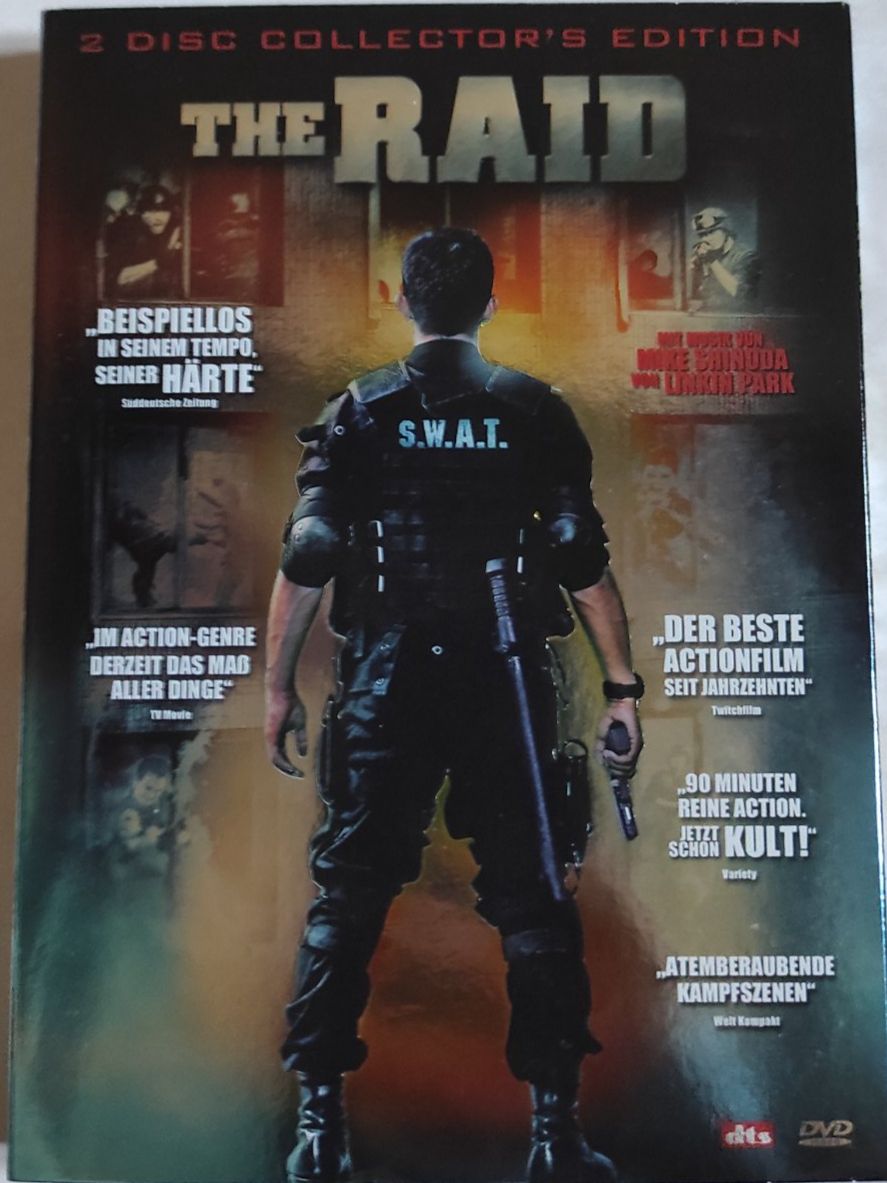 Tutti i DVDs: The Raid Collector's Edition DVD 2 Disc Set – Usato da Winterthur venduto da Blacknero
