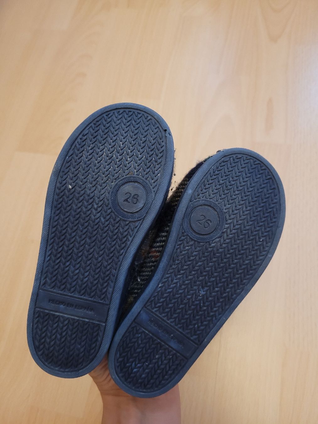 Scarpe per ragazzi: Finkli aus Spanien gr. 26 – Usato da Inwil venduto da Flower2325 1