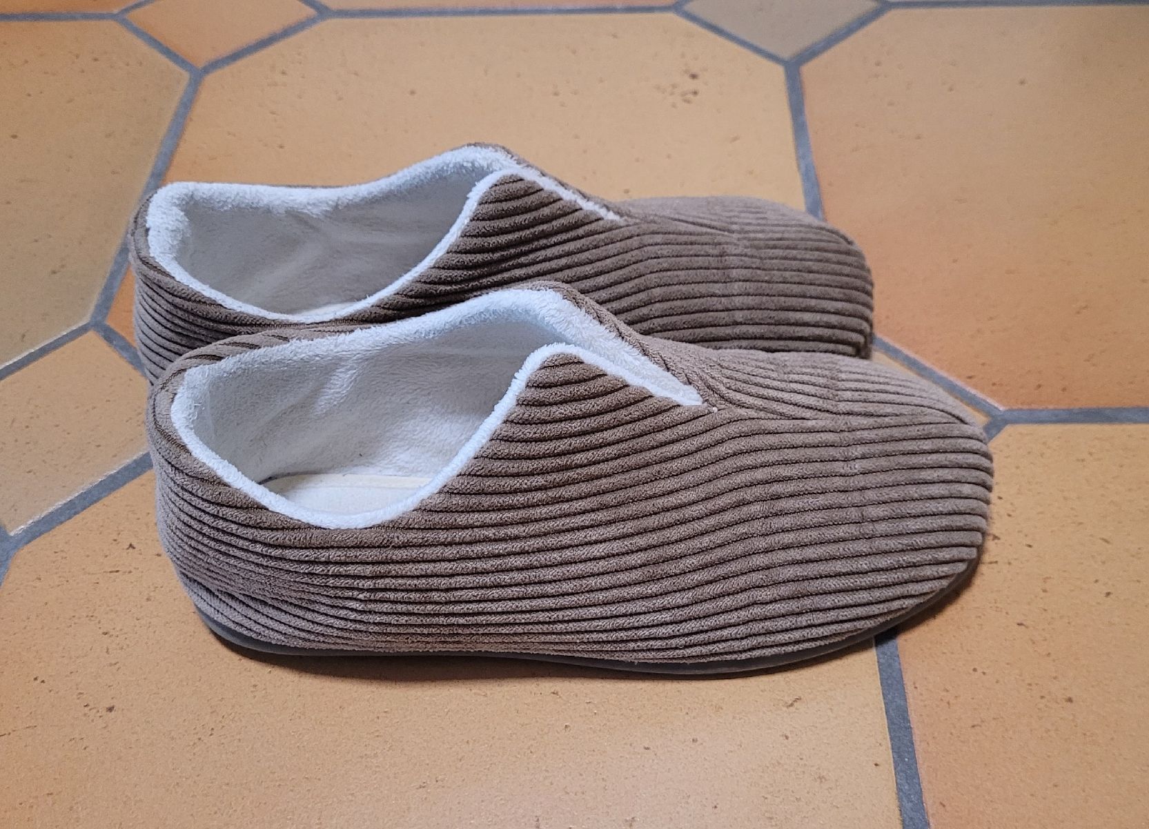 Chaussures garçon: Pisamonas Hausschuhe – D'occasion à Thal par Bill2003
