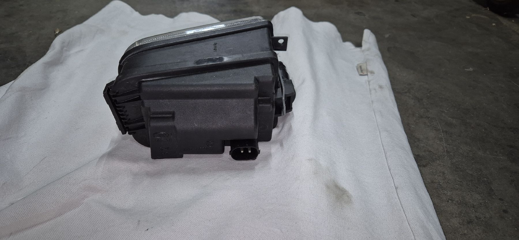 BMW Tutti pezzi di ricambio auto: Nebelleuchte vorne links E39 vfl – Usato da Fruthwilen venduto da Mvogt636 2