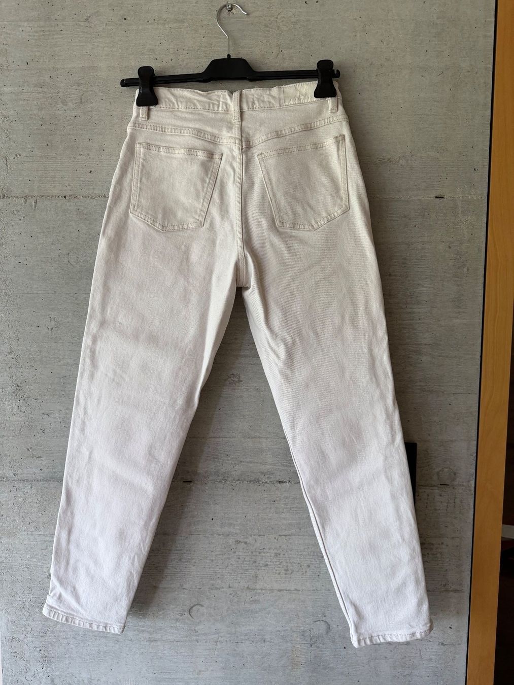 Mango Jeans: MANGO Mom Jeans (Slim Fit) – Usato da St-George venduto da alaixee 3