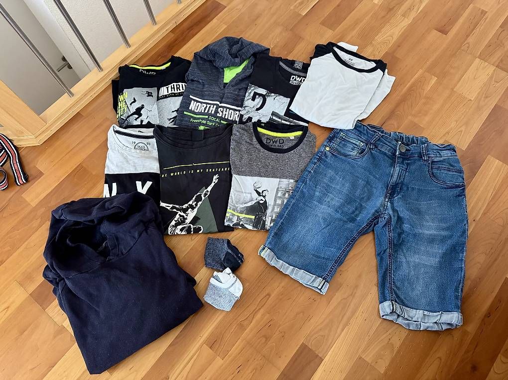 Kleiderpakete & -sets: Kleiderset Jungs 158/164 – Gebraucht aus Schüpbach von digase