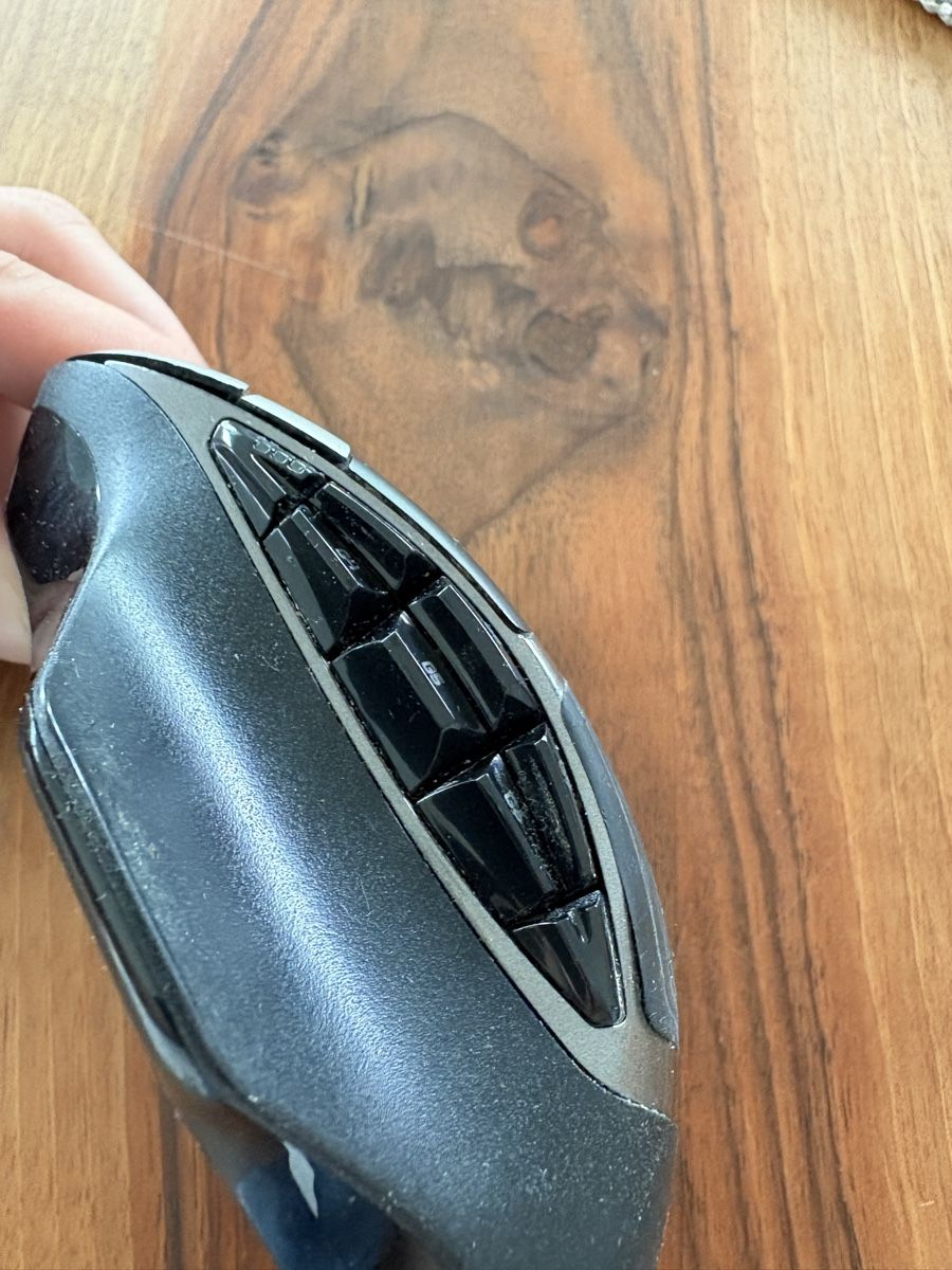 Logitech Souris: Logitech Gaming Wireless Maus – D'occasion à Brunnen par eli_8ykg 3