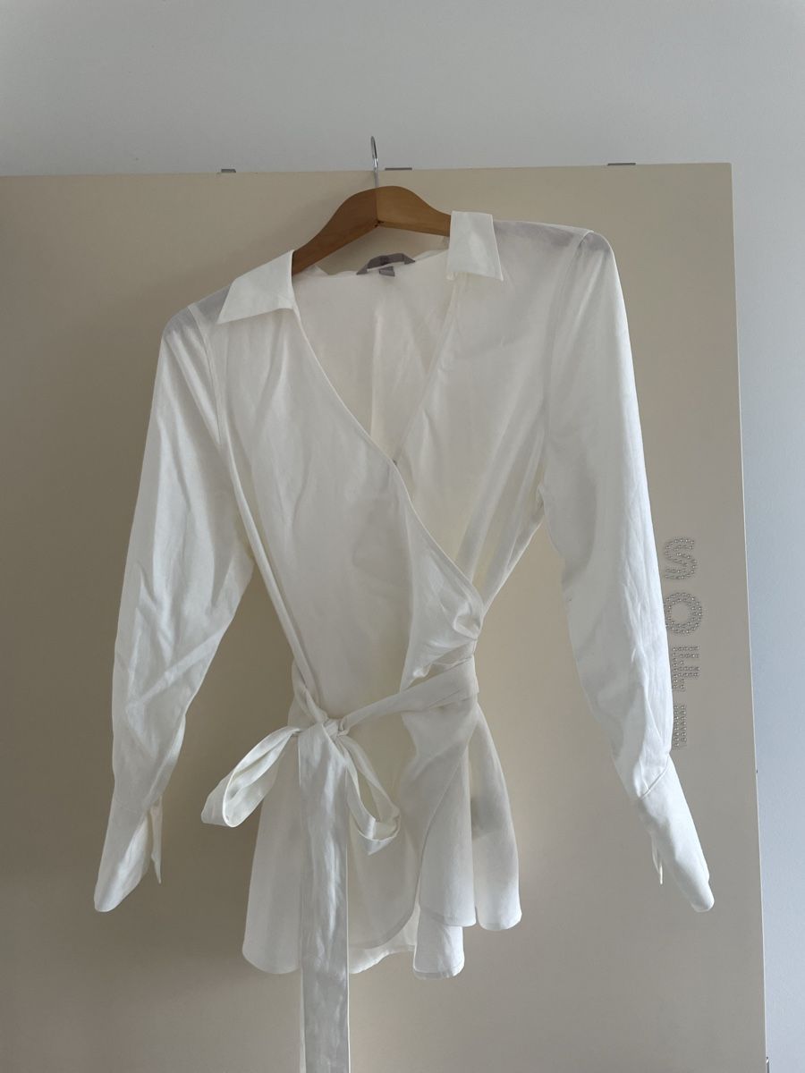 H&M Camicette: Camicia H&M Bianca Taglia S – Nuovo (secondo la descrizione) da Castel San Pietro venduto da sof_5f2g