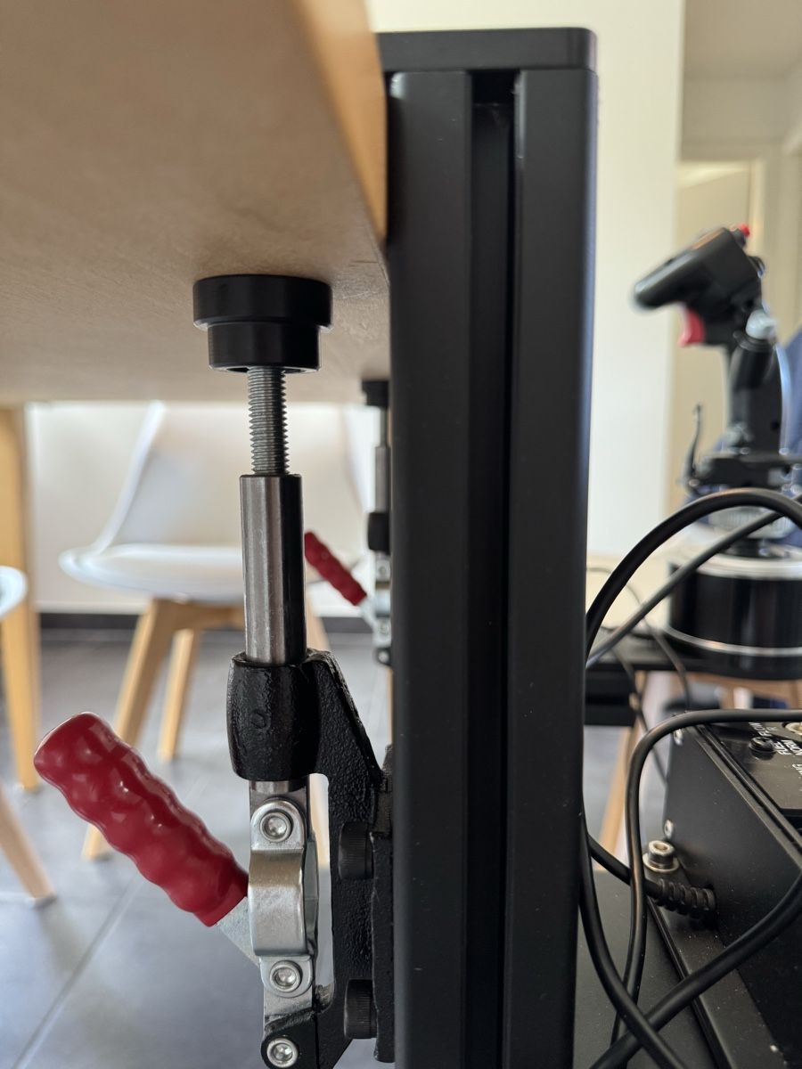Thrustmaster Controller: Thrustmaster Joystick Hotas Warthog with Desk Mount  – Nuovo (secondo la descrizione) da Epalinges venduto da wil_f 5