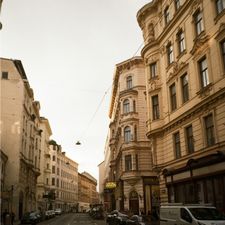 Profile image of Lelixino