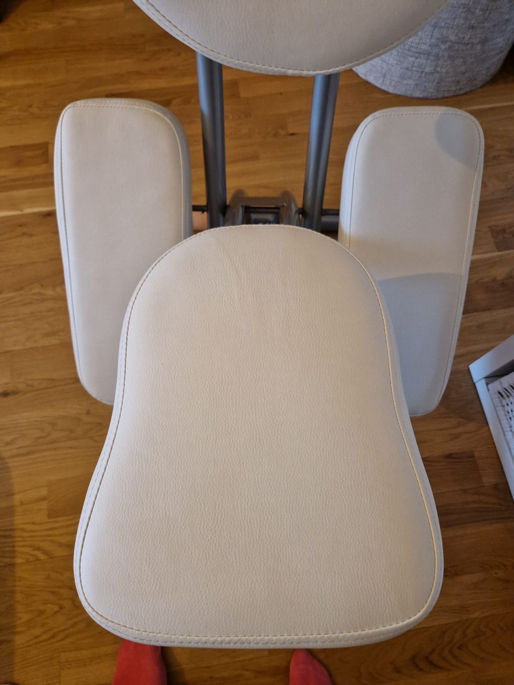 Lettini & sedie per cosmetici: Chaise de massage neuve – Nuovo (secondo la descrizione) da Bulle venduto da janeyreadsonthetrain 3