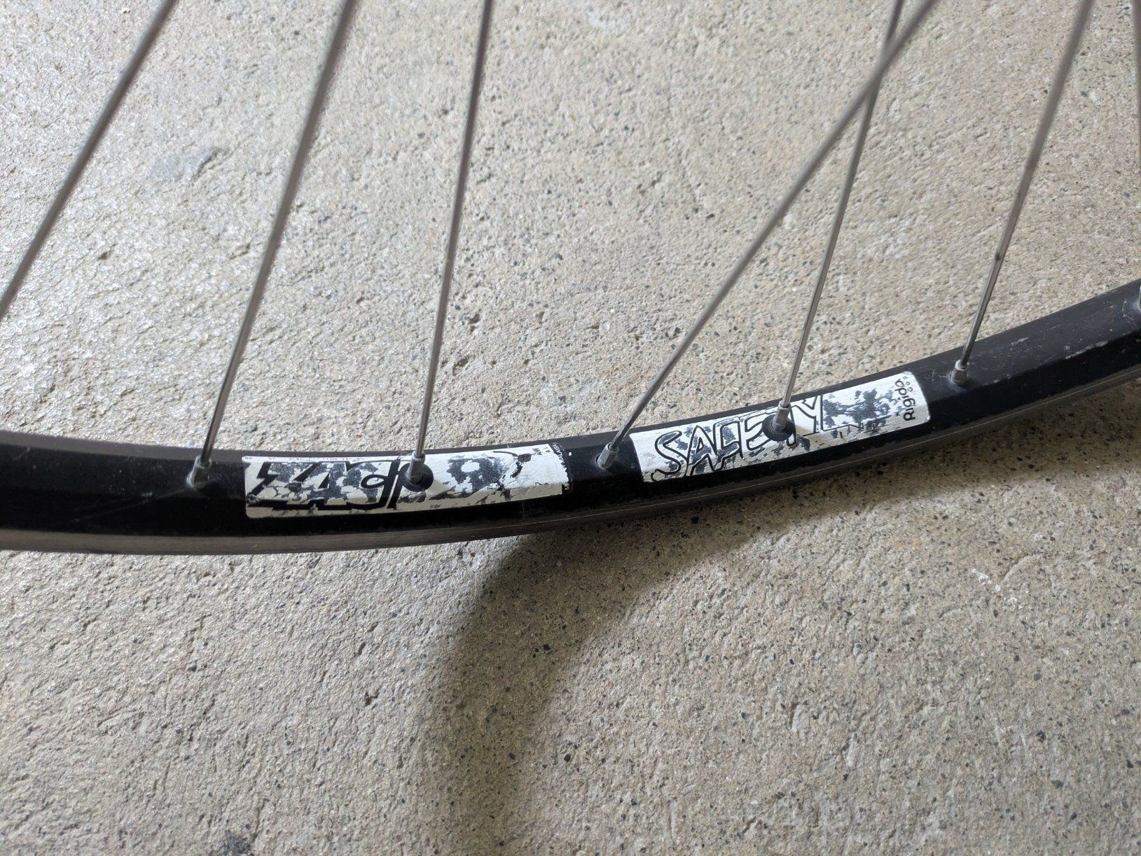 Pneumatici & Ruote complete: Vorderrad 26" mit Schnellspanner – Usato da Zürich venduto da ms993 3
