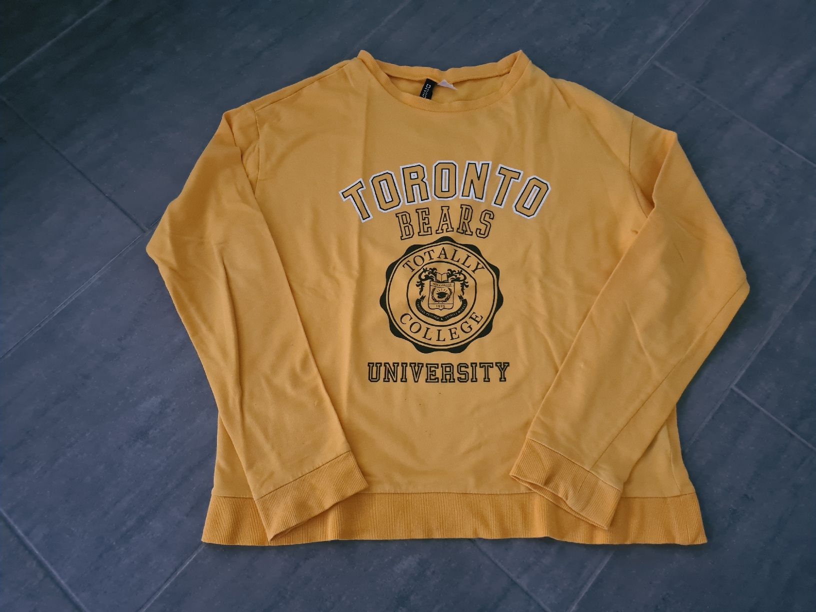 H&M T-shirt: H&M Divided Pulli gr.M – Usato da Mezzovico venduto da maemy