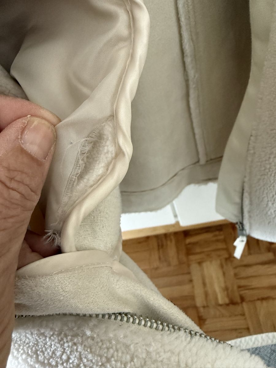 Jacken: Jacke – Gebraucht aus visp von Kmemo1 1