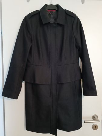 Banana Republic Schwarzer Mantel mit italienischer Wolle M