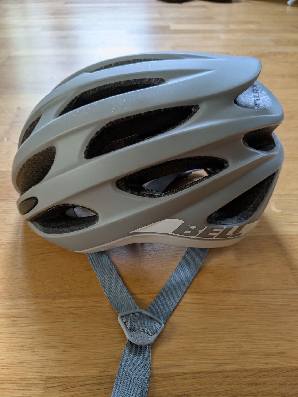 Bell Caschi: Velohelm Bell Formula MIPS Kopfumfang 52-56cm – Usato da Bern venduto da riu02 1