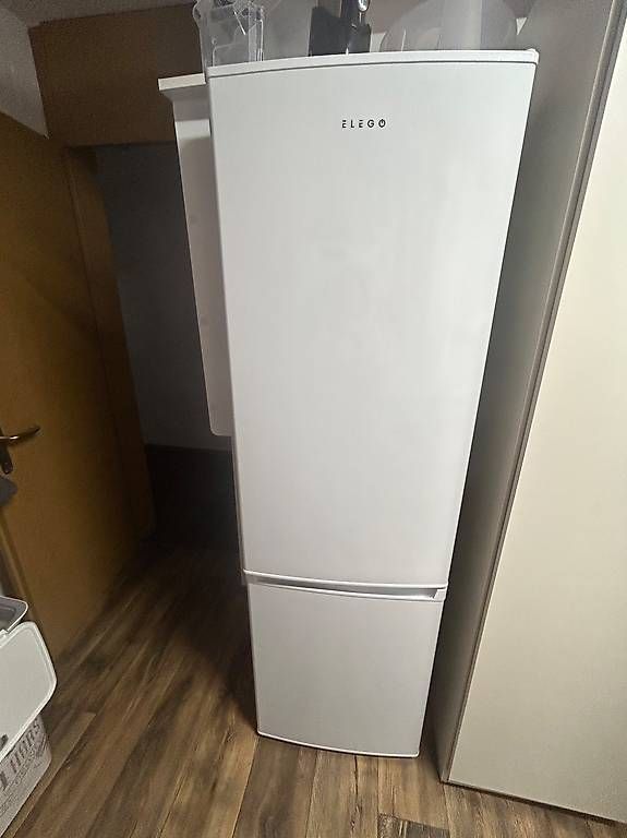 Kühlschrank: Kühlschrank mit Gefrierer 260L weiss – Gebraucht aus Bern von lusine77
